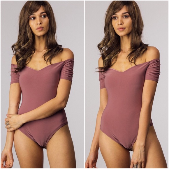 CLEARANCE SALE‼️Sweetheart Bodysuit - Picture 3 of 6